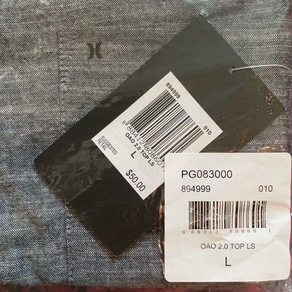 Hurley Classic Fit Long Sleeve Button Down - Picture 2 of 4